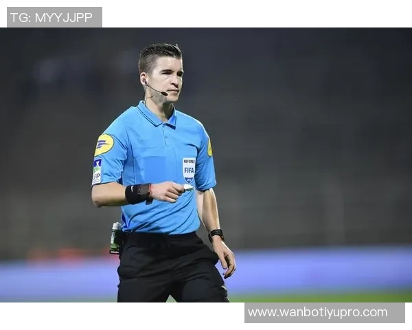 法国裁判莱特西耶执法利雅得德比曾执法欧洲杯决赛引关注